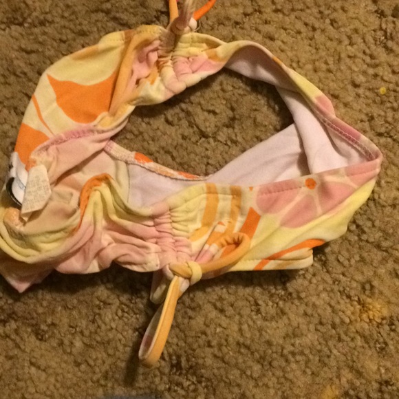 Yellow print tankful bikini - Picture 3 of 3